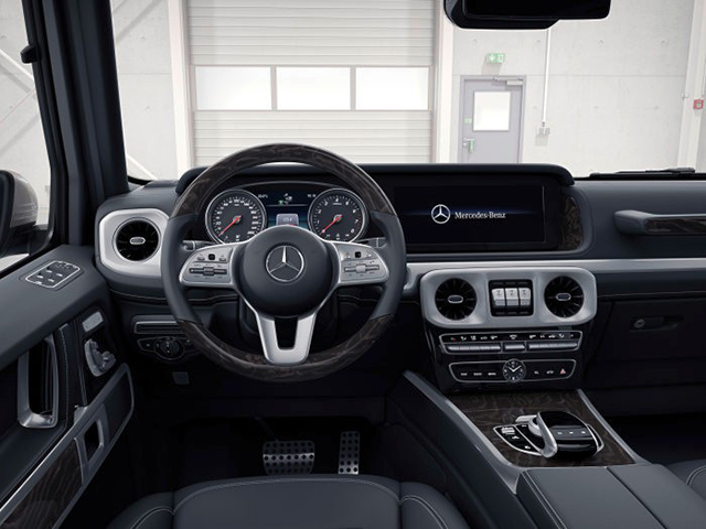 Интерьер нового Mercedes-Benz G-Class